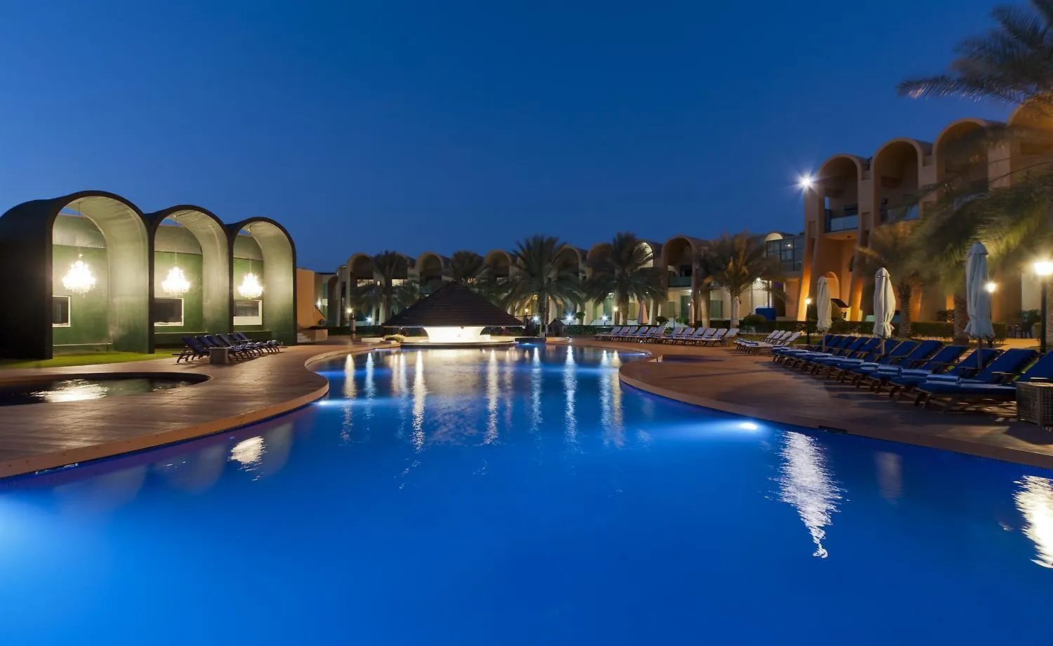 Golden Tulip Al Jazira Hotel & Resort Abu Dabi 4*,  Birleşik Arap Emirlikleri