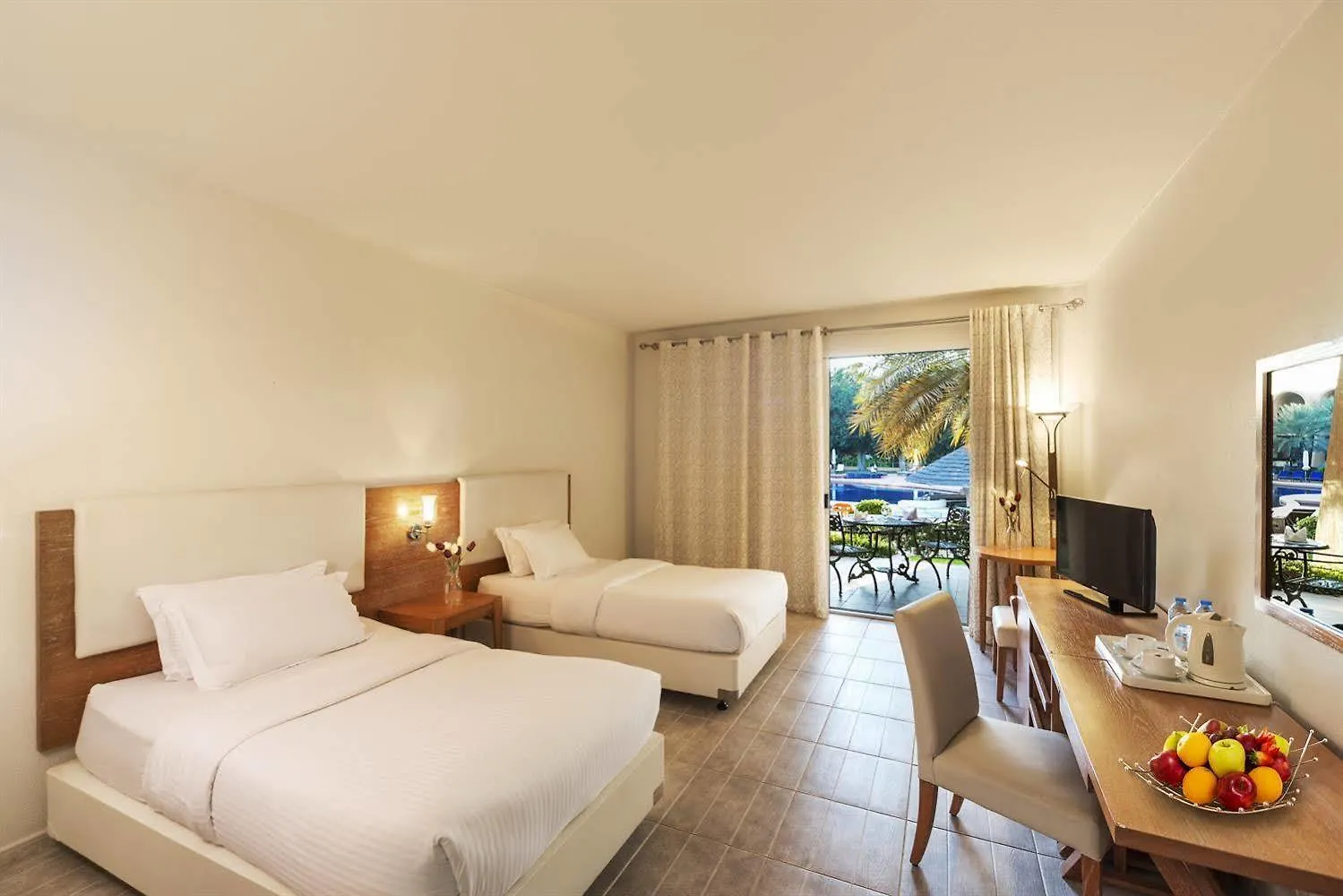 ****  Golden Tulip Al Jazira Hotel & Resort Abu Dabi Birleşik Arap Emirlikleri