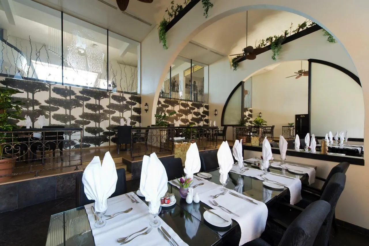 אבו דאבי Golden Tulip Al Jazira Hotel & Resort 4*, אבו דאבי איחוד האמירויות הערביות